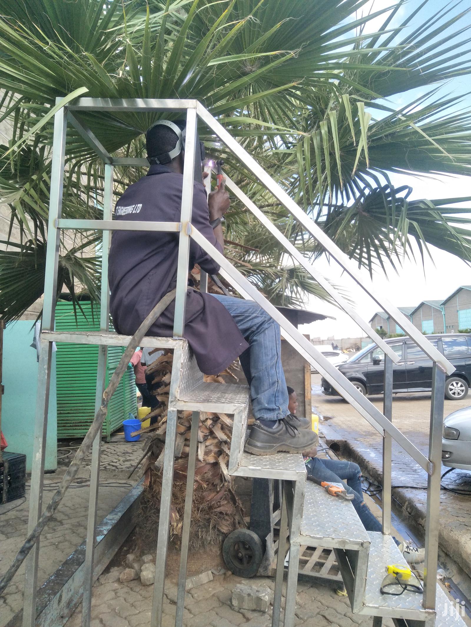 Stainless Steel Staircase Guardrails