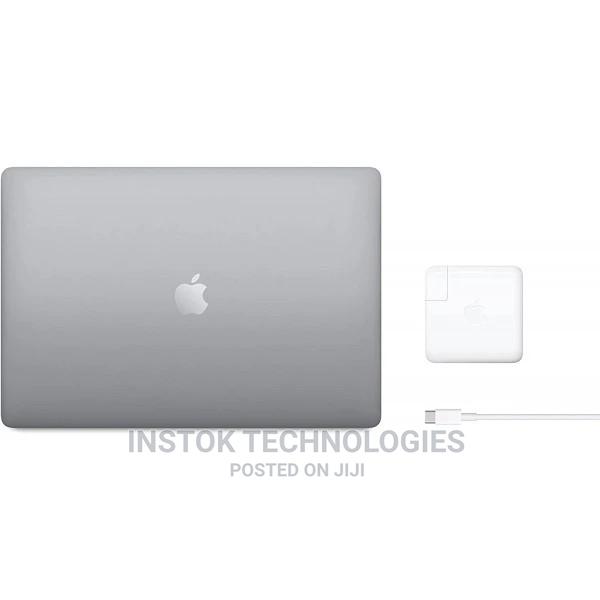 New Laptop Apple MacBook Pro 2019 16GB Intel Core I7 SSD 1T
