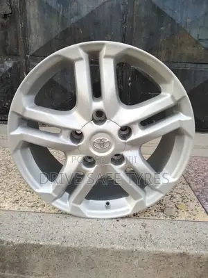 20 Inch Landcruser V8 Rim
