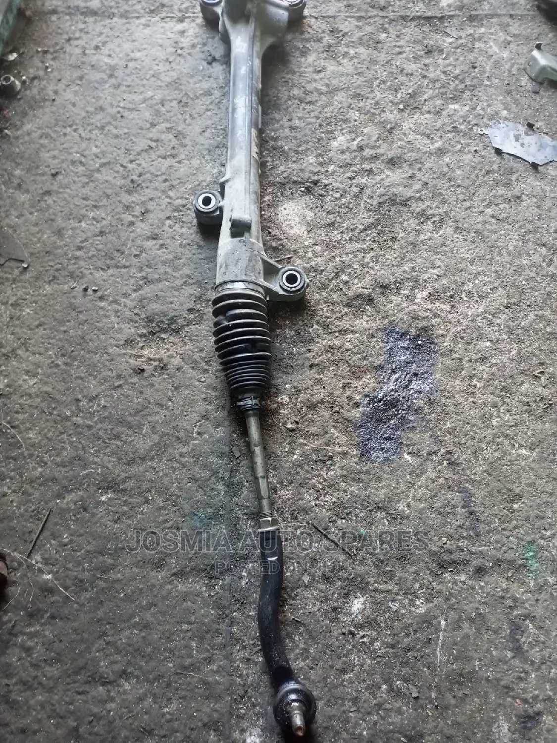 Axio Steering Rack With Tacked