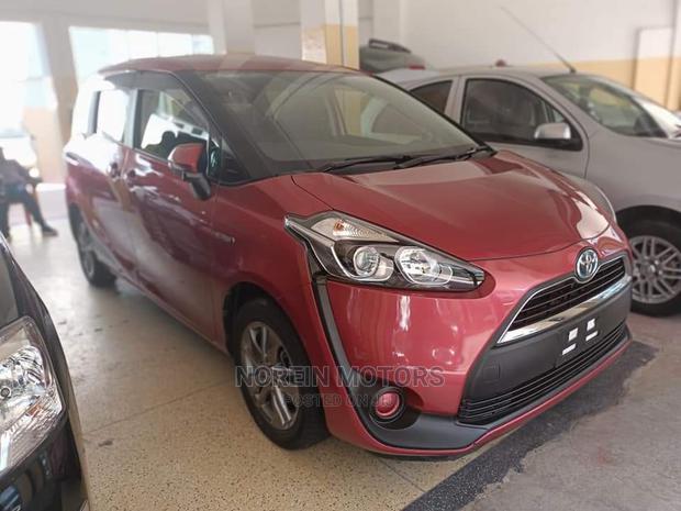 Toyota Sienta 2015 Red - thumbnail 3