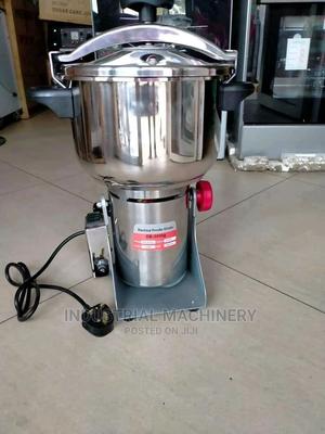 The Grain Grinder/Flour Grinder - thumbnail 2