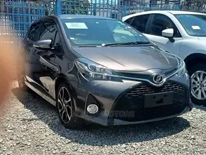 Toyota Vitz 2015 Matt Black