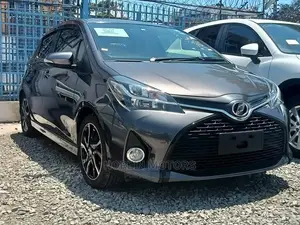 Toyota Vitz 2015 Matt Black