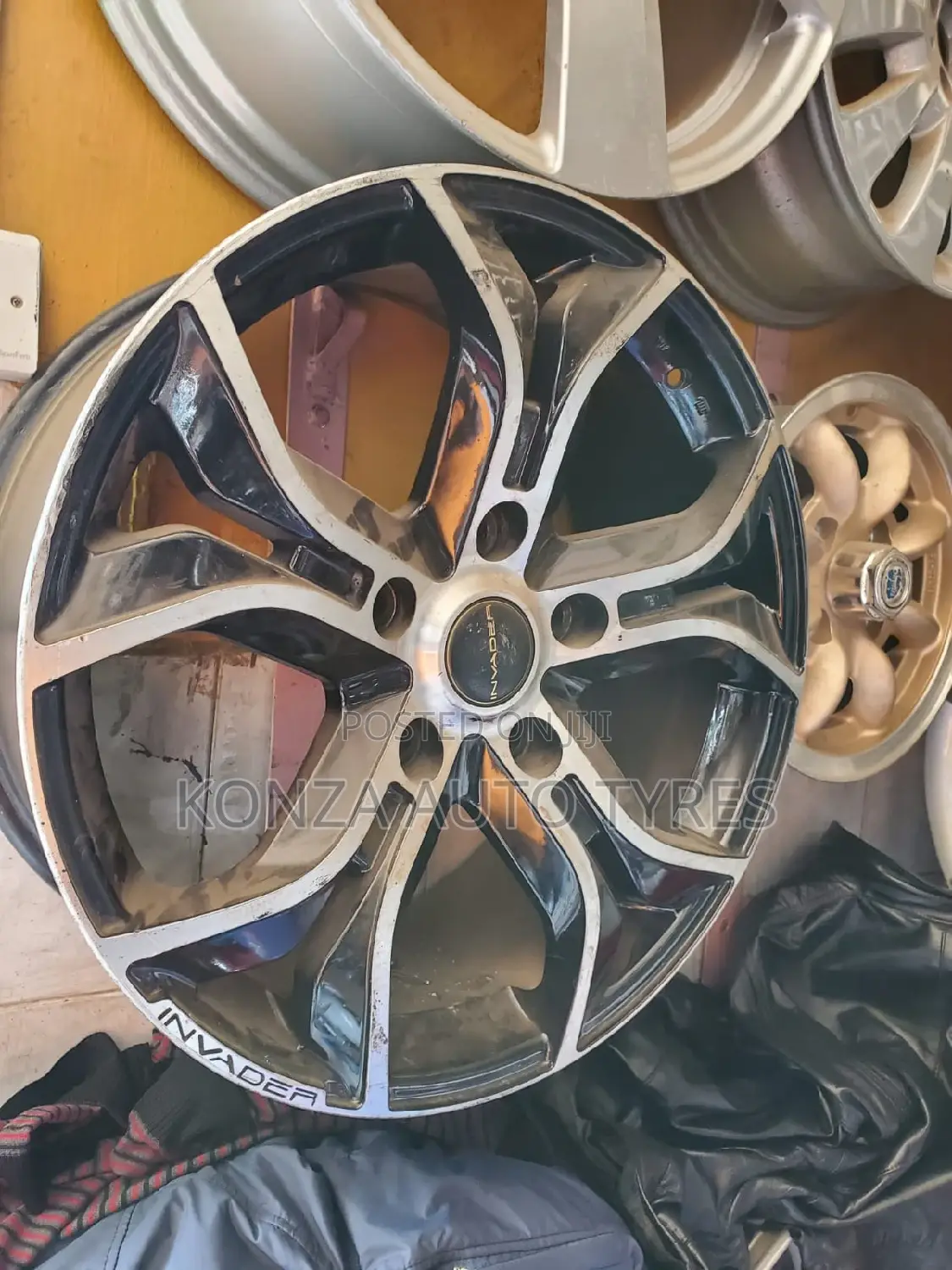 Toyota V8 Sport Rims Size 20 Set of Four