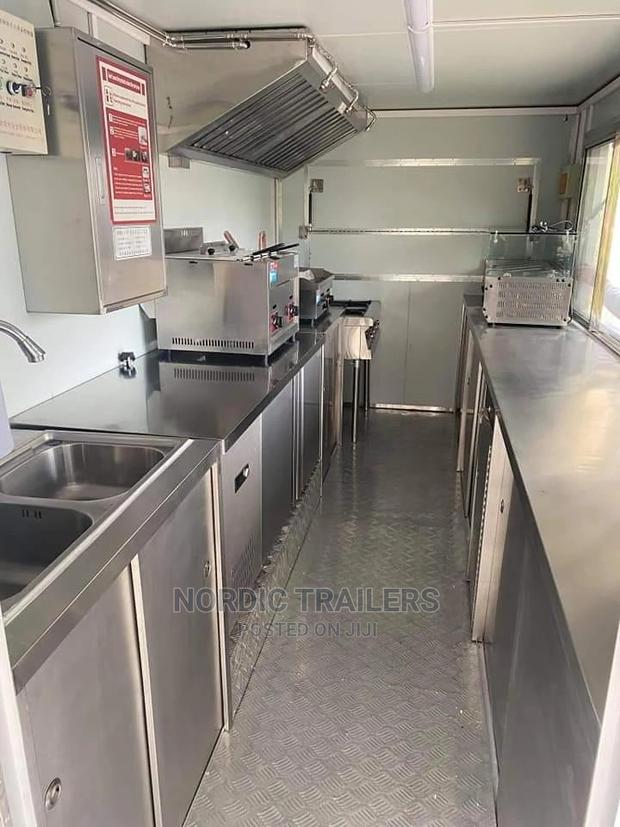 Mobile Kitchen Trailer - thumbnail 5