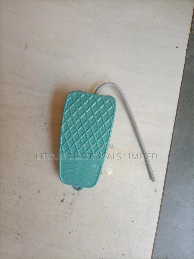 Pedal Switch/Foot Switch - thumbnail 2