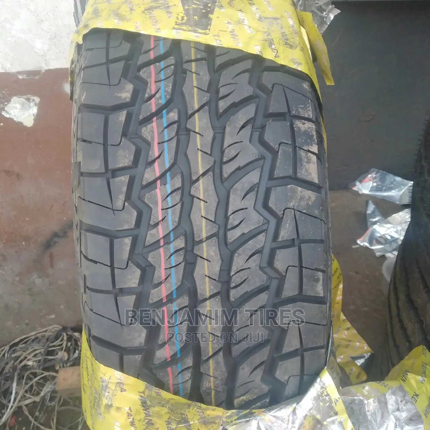 Kenda Tires Sizes 275/65r18 All Terrain With White Wall.