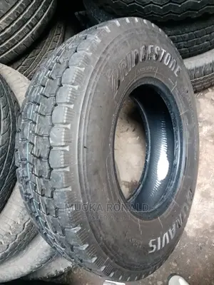 225/85R16 Bridgestone Tyre