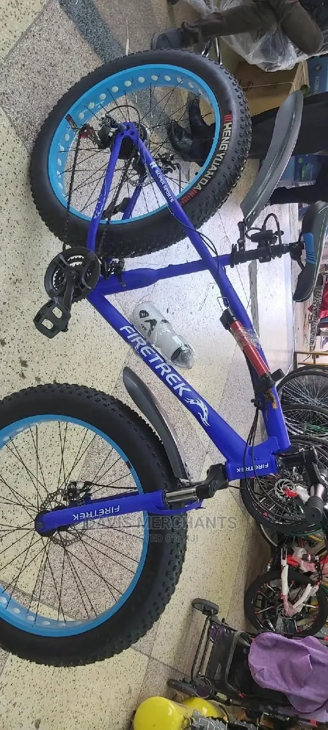 Fat Bike Size 26 With Gear,Front Shocks, Disc Brake System