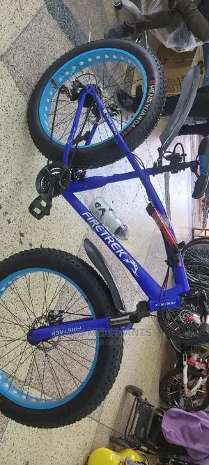 Fat Bike Size 26 With Gear,Front Shocks, Disc Brake System