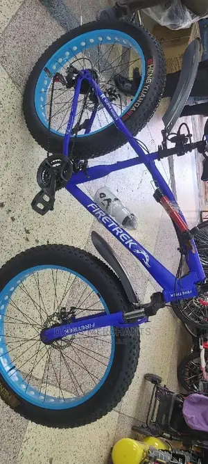 Fat Bike Size 26 With Gear,Front Shocks, Disc Brake System