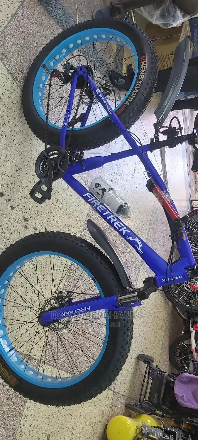 Fat Bike Size 26 With Gear,Front Shocks, Disc Brake System