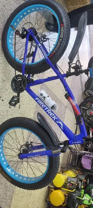 Fat Bike Size 26 With Gear,Front Shocks, Disc Brake System