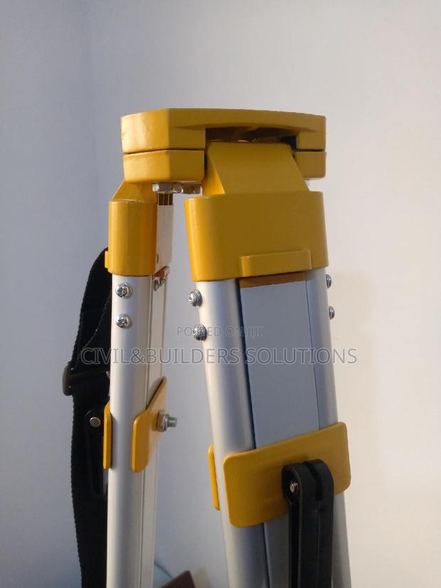 Heavy Duty Automatic Level Tripod - main view