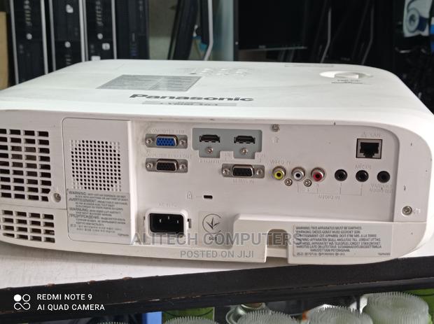 Panasonic Pt-Vx600 Projectors 5500 Lumens - thumbnail 5