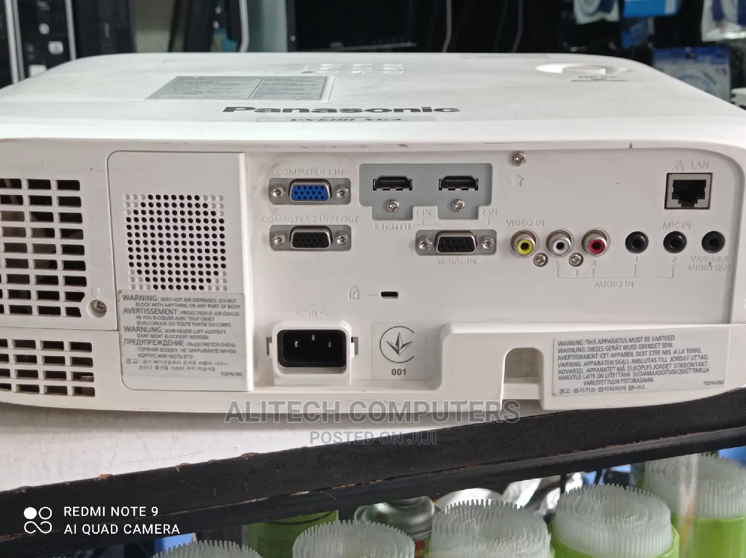 Panasonic Pt-Vx600 Projectors 5500 Lumens