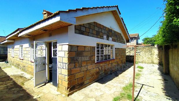 3bdrm Bungalow in Kapsoya Estate for Sale