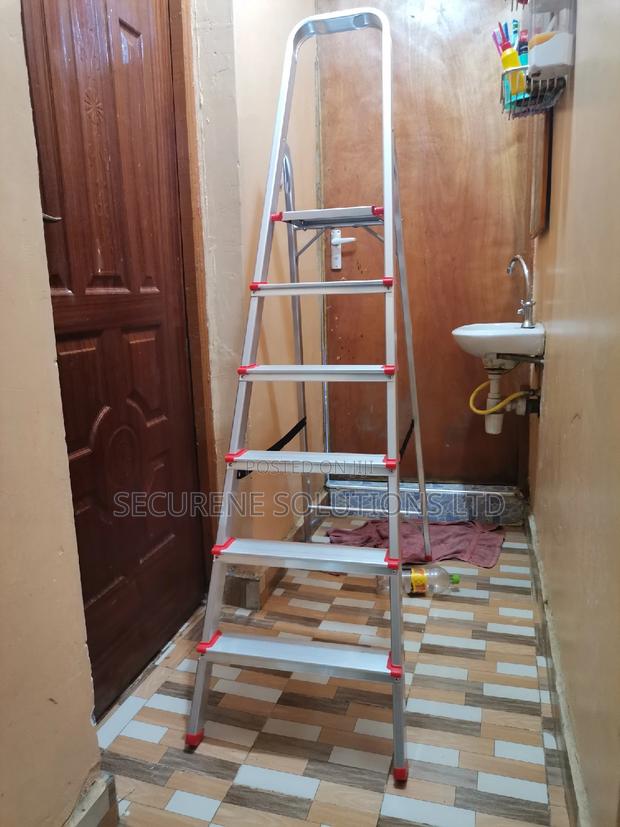 6 Step Aluminum Step Ladder 6 Steps - thumbnail 3