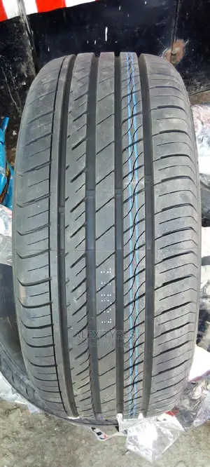 215/55r16 Luxxan Tyres Made in China