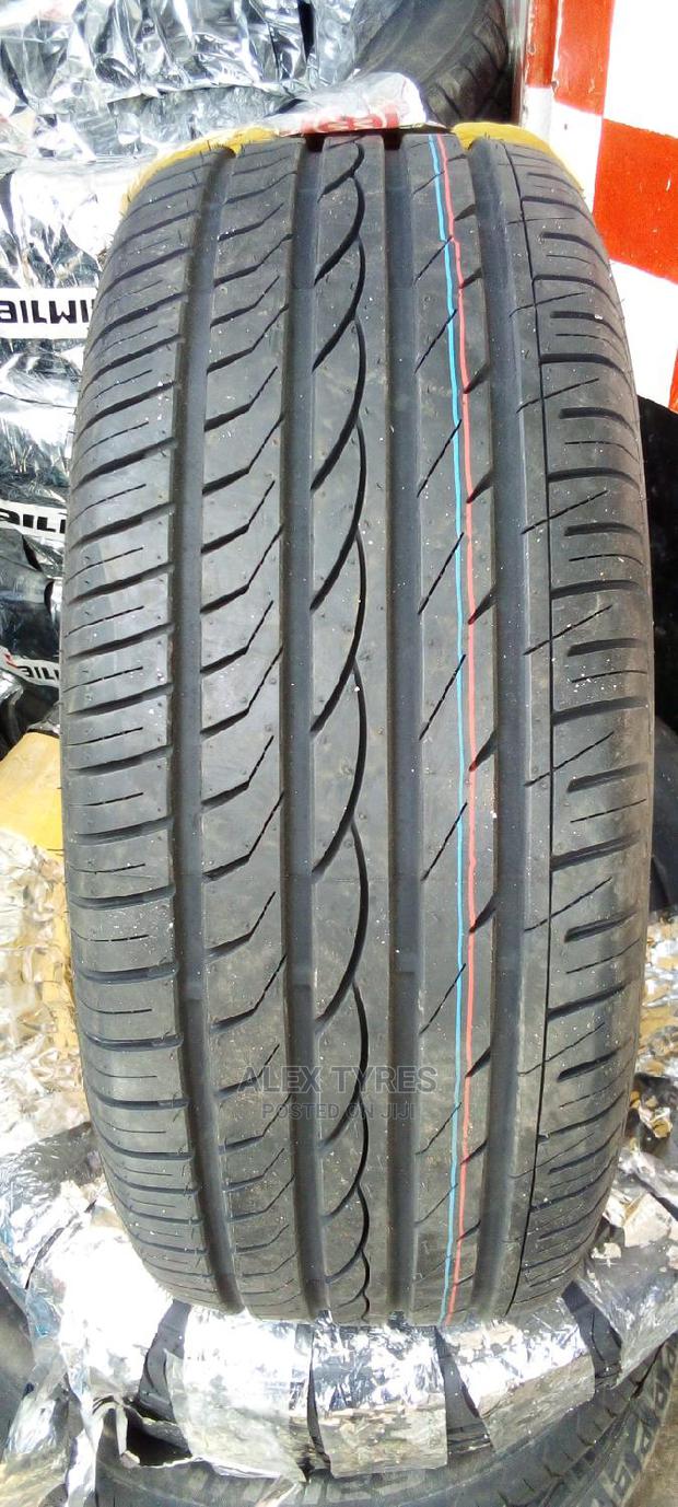225/55r17 Doubleking Tyres Made in China