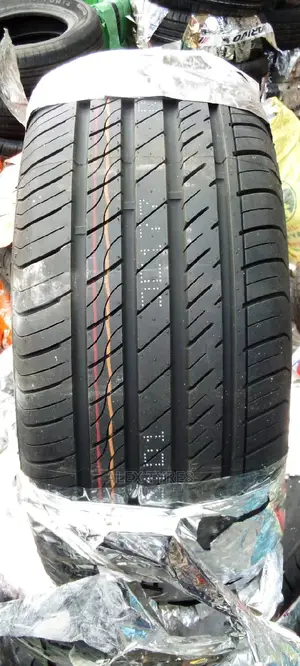 215/50r17 Luxxan Tyres Made in China
