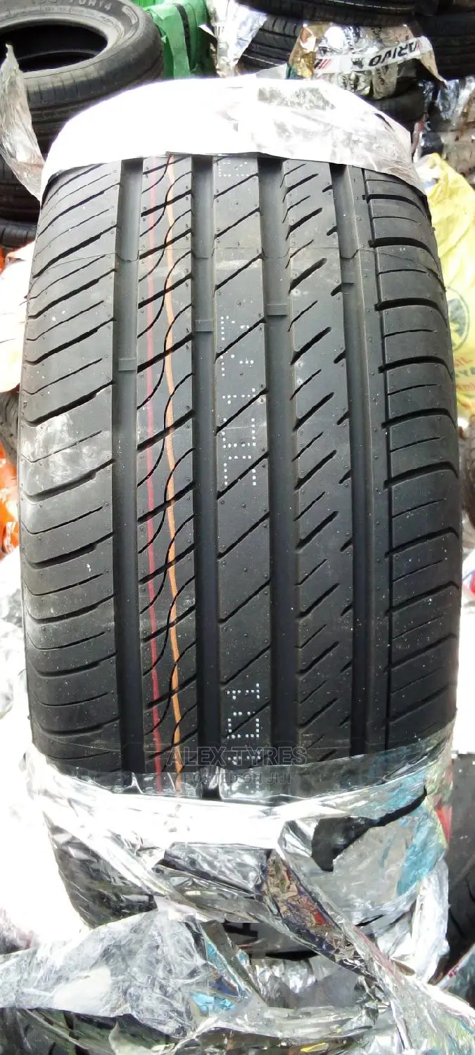 215/50r17 Luxxan Tyres Made in China