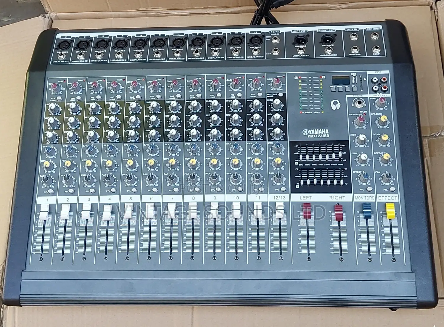 Yamaha 12ch, 3000watts Mixer Amplifier