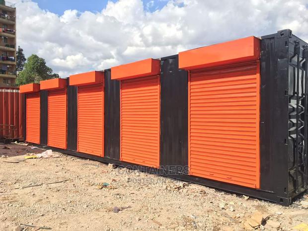 40ft Shipping Container Into 5 Business Shops - main view