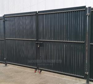 Modern Homes Double Gate/Motorized Gate for Home and Garden - thumbnail 2