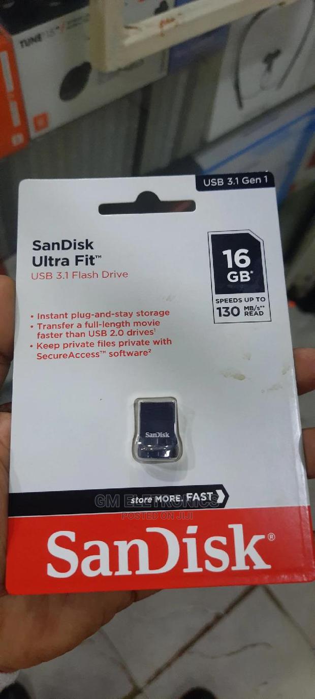 Sandisk Ultra Fit USB 3.1 Flash Drive(16gb).
