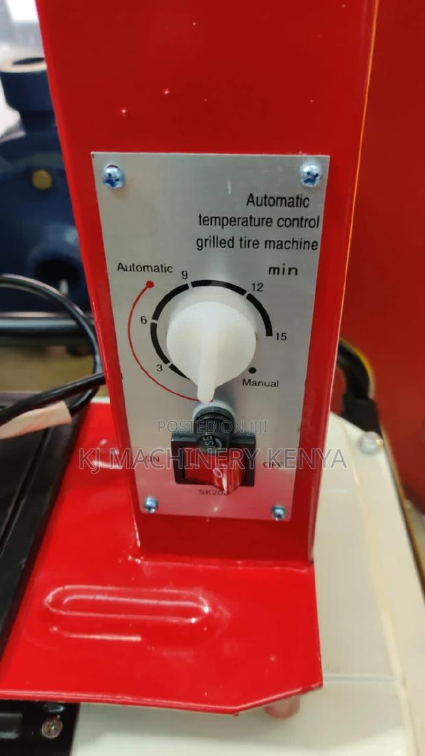 Automatic Temperature Control Grilled Tyre Vulcanizing Machn
