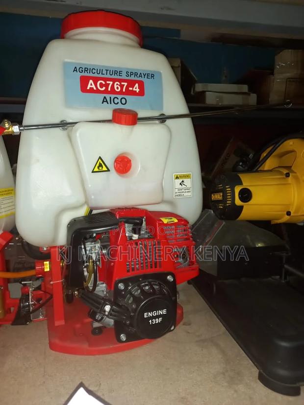 4-Stroke Agricultural Sprayer - main view