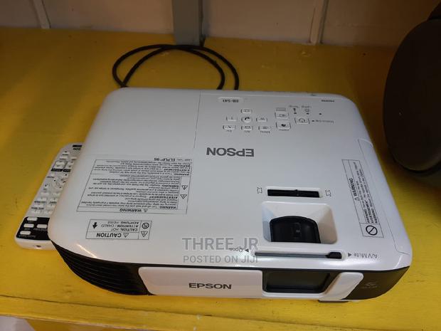 Epson EB-S41 Slightly Used With All Accessories - thumbnail 3