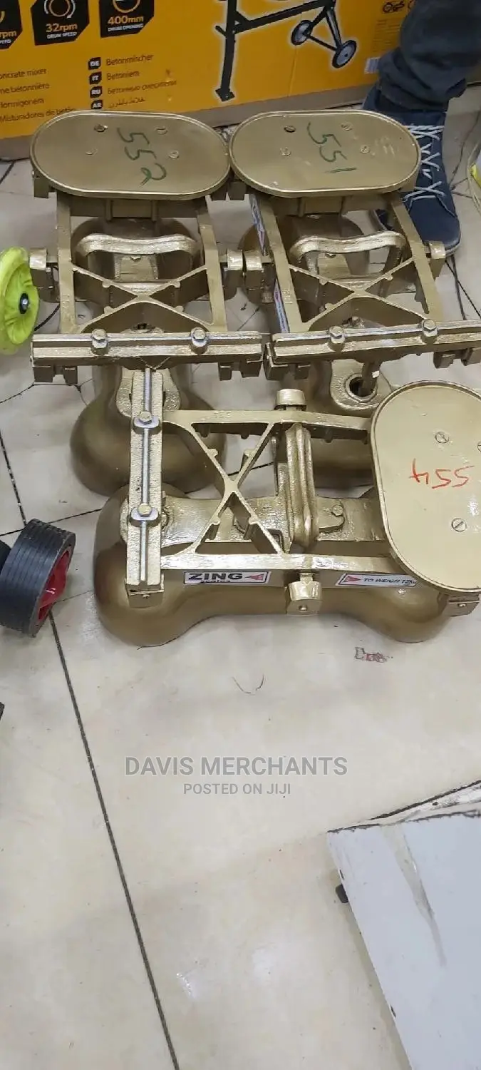 Weighing Scale With 7 Weighing Stones