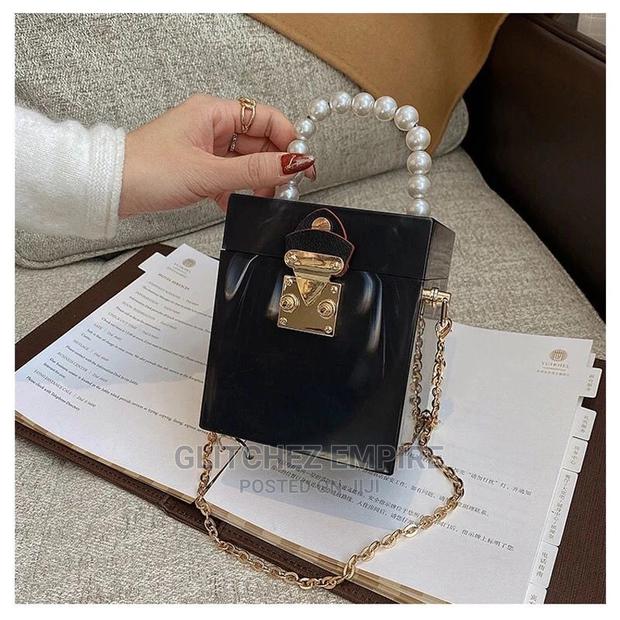Acrylic Clutch Box Mini Purse - thumbnail 2