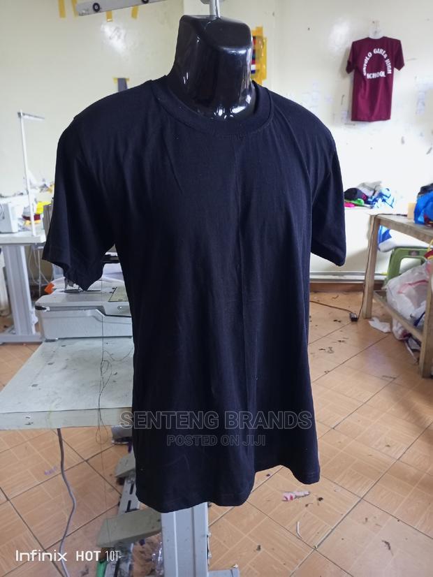 Black Cotton Plain T-Shirts - thumbnail 3