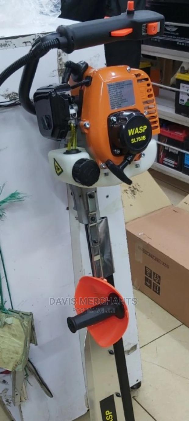 Wasp Gasoline Hedge Trimmer Machine - thumbnail 2