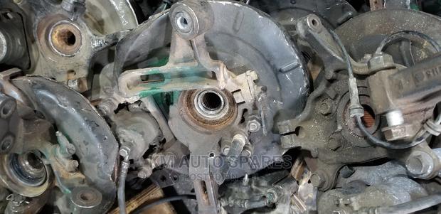 Nissan X-Trail Front and Rear Hubs.