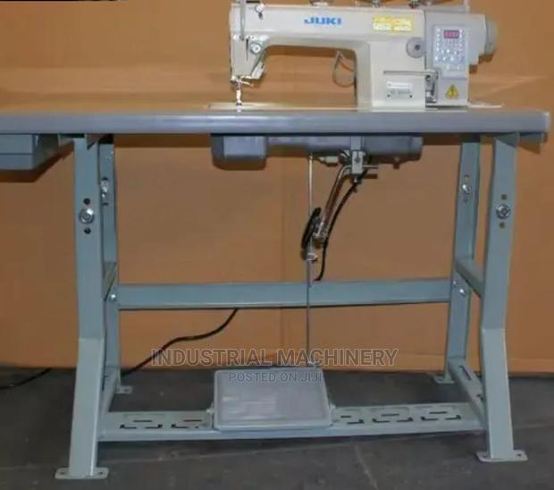 Functional Juki Industrial Sewing Machine DDL 8700 - main view