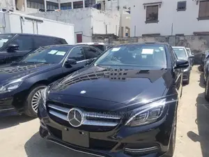 Mercedes-Benz C200 2014 Matt Black