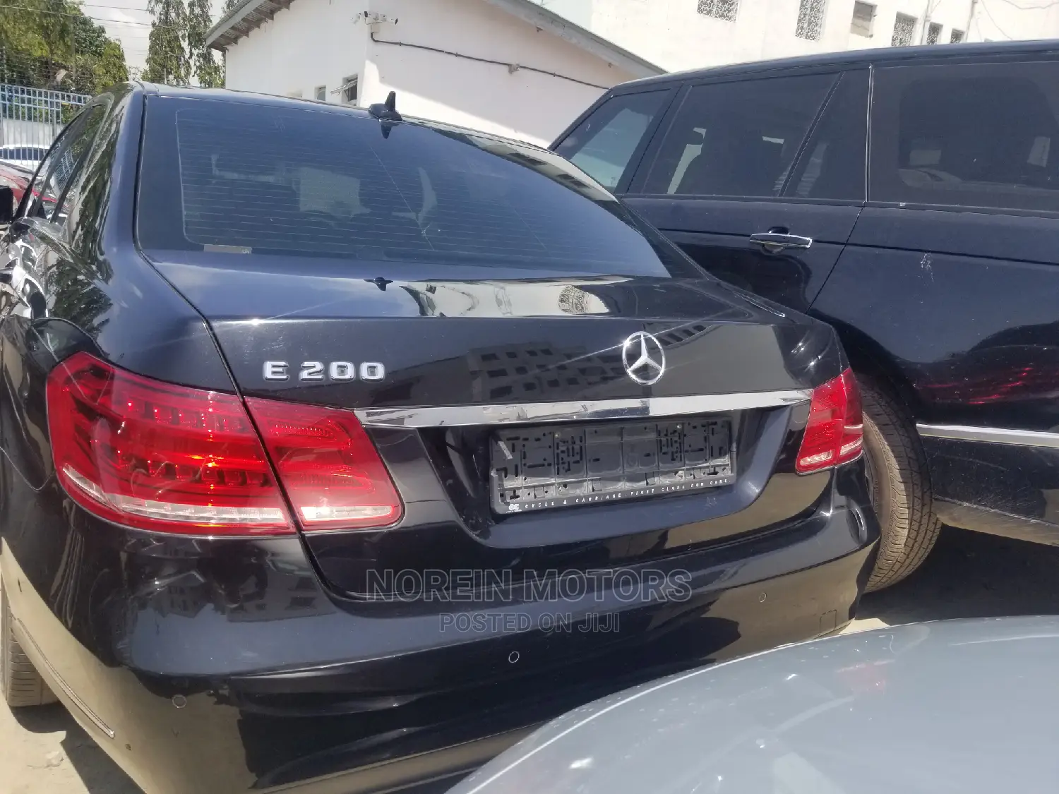 Mercedes-Benz C200 2014 Matt Black
