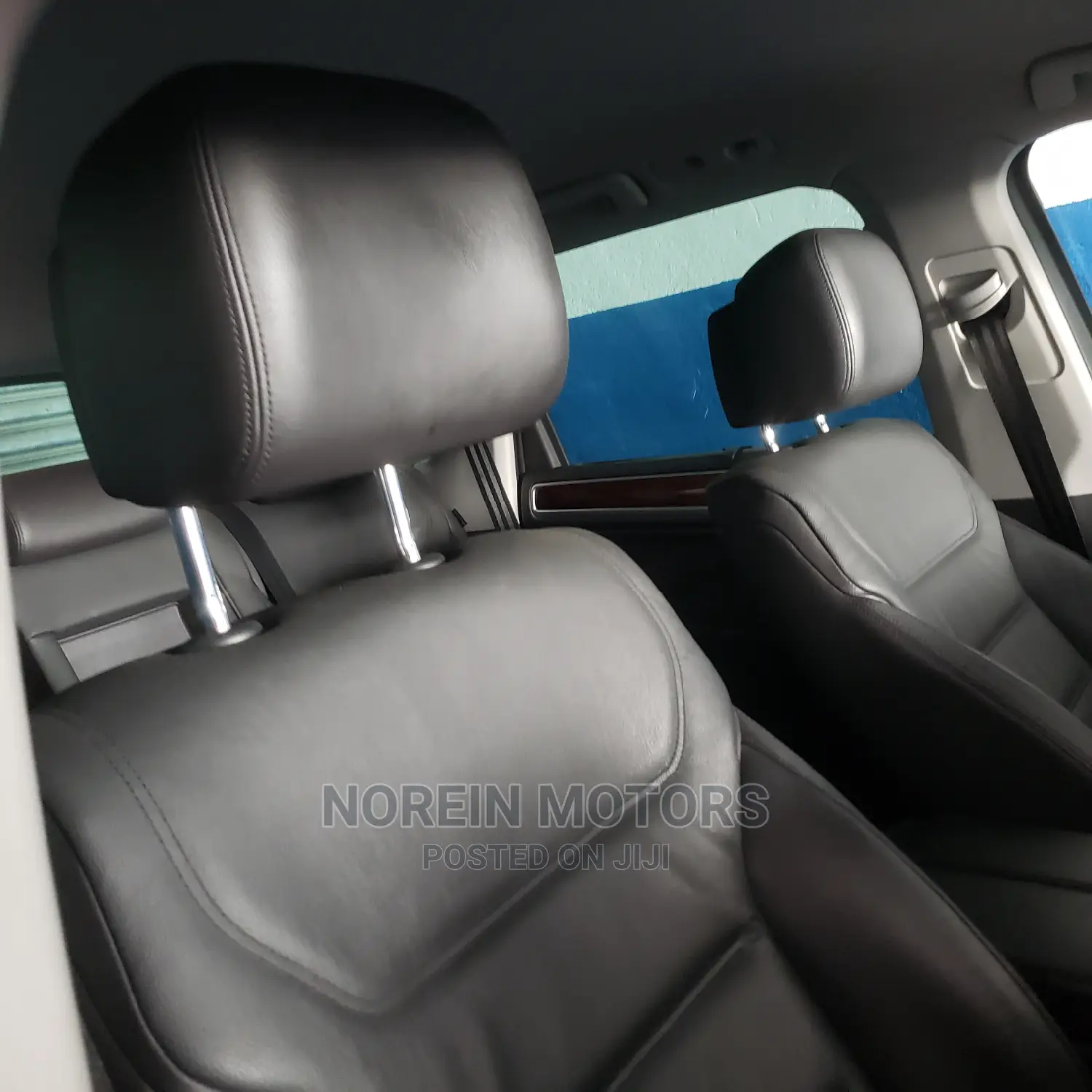 Volkswagen Touareg 2014 Matt Black