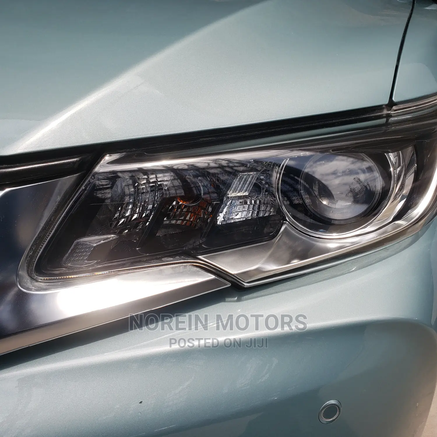 Toyota Premio 2017 Green