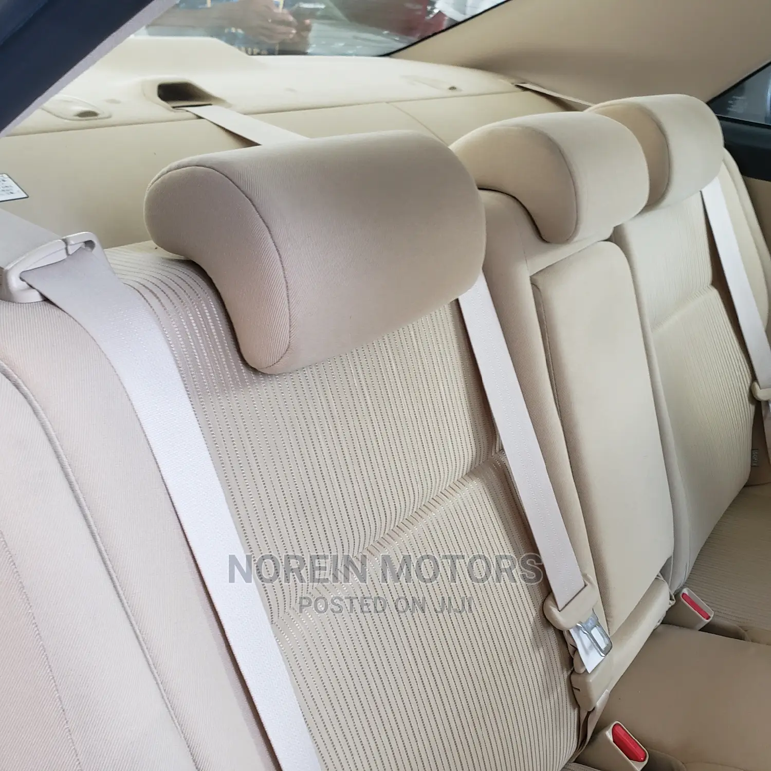 Toyota Premio 2017 Green