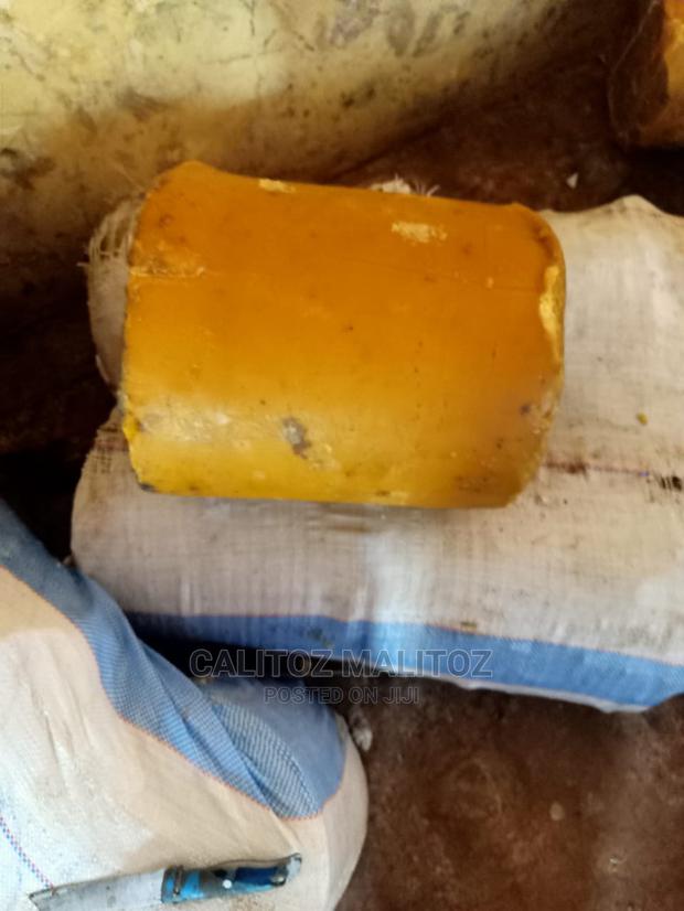 Quality Beeswax/Kg Yellow - thumbnail 3