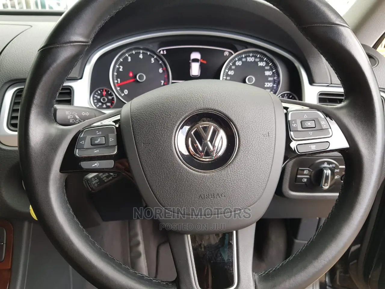 Volkswagen Touareg 2014 Black