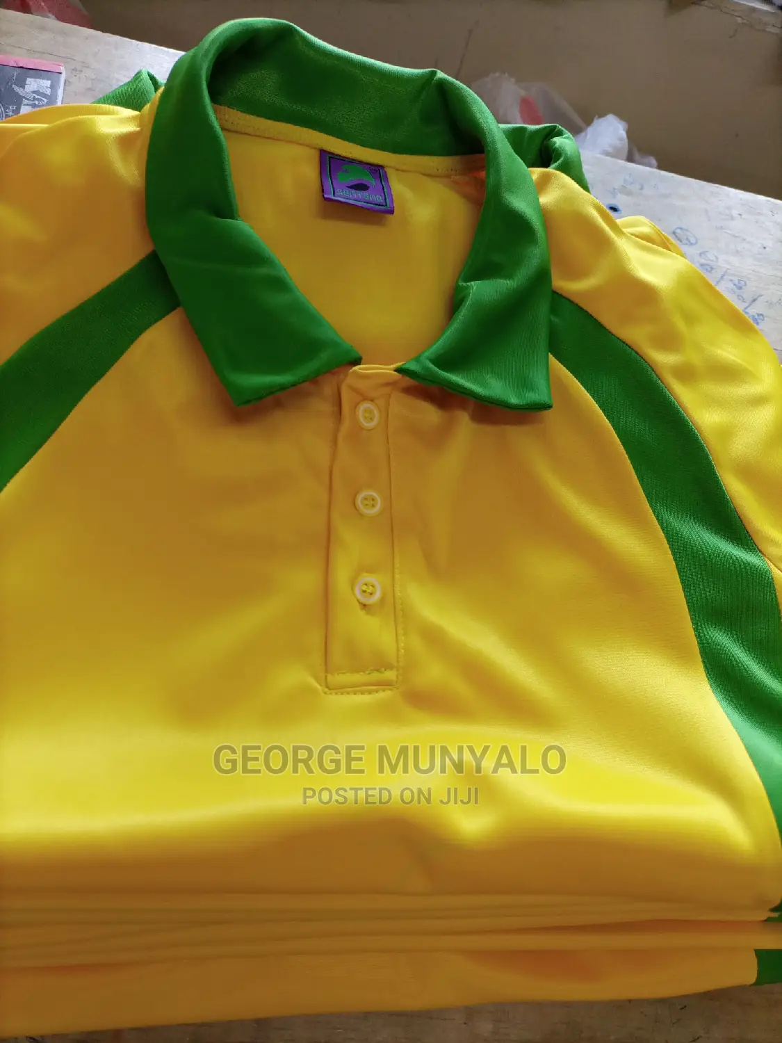 Customized Polo-Shirts