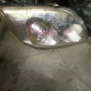 Avensis Headlight Zenon