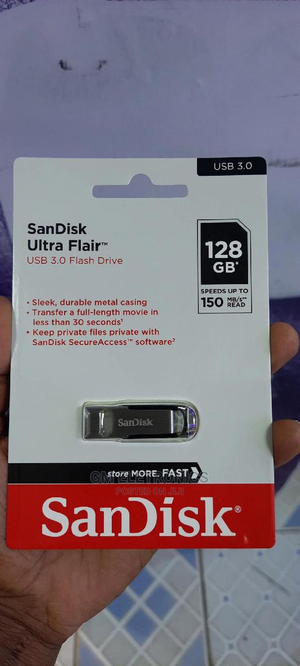 128gb Metallic Usb 3•0 Sandisk Flash Drive.